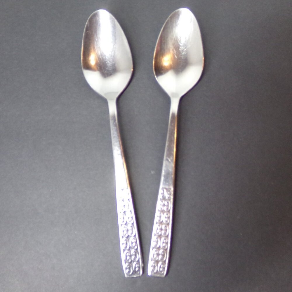 Stainless By International Serenata 2 Dessert Serving Spoons Kitchen Utensils